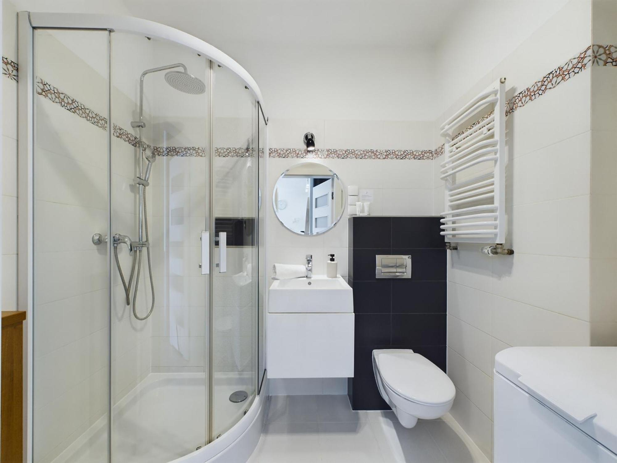 Malczewskiego Elegancki Parking & Balkon By Renters Apartment